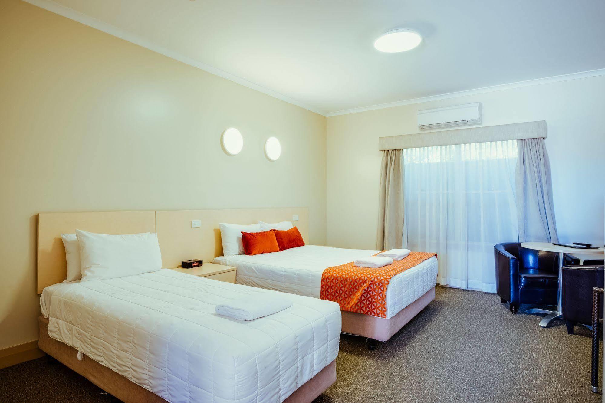 Club Motor Inn Narrabri Luaran gambar